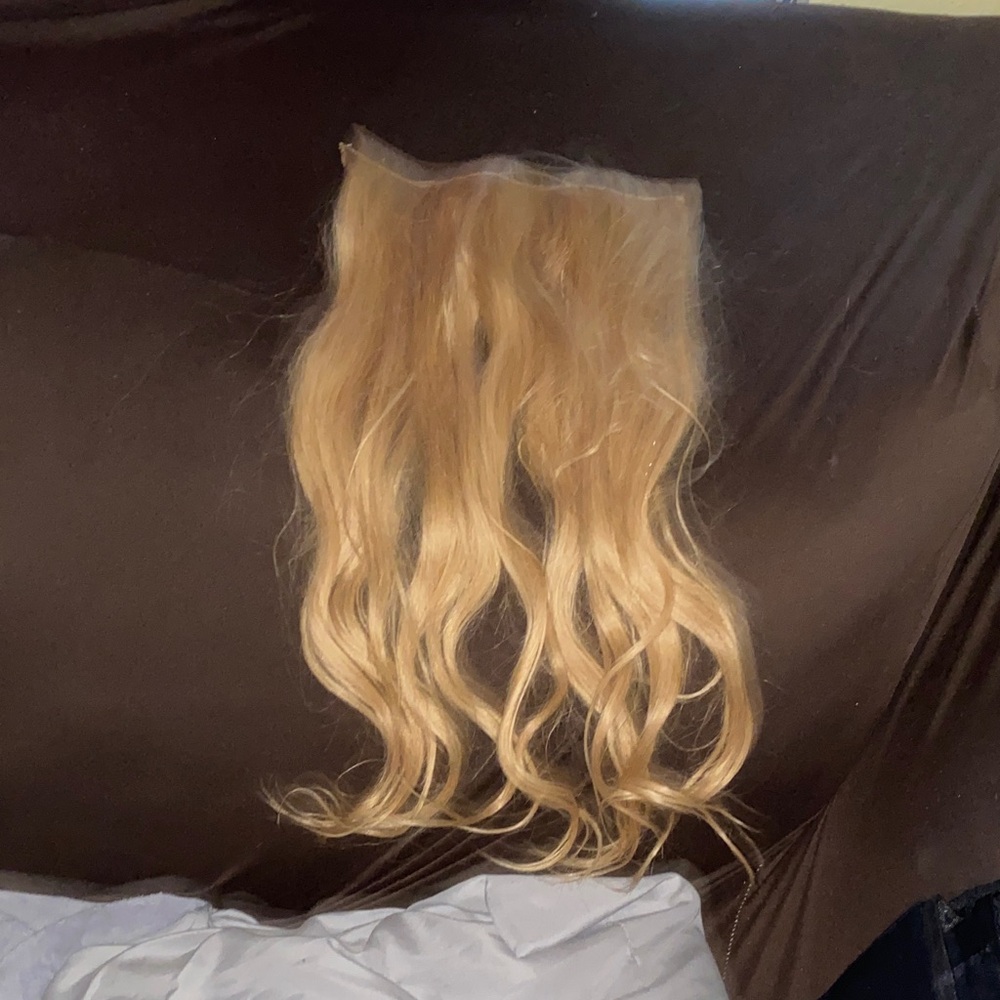 Blonde Hair Extensions - Picture 2 of 5